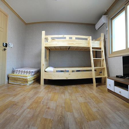 The 1St Andong Hostel ภายนอก รูปภาพ